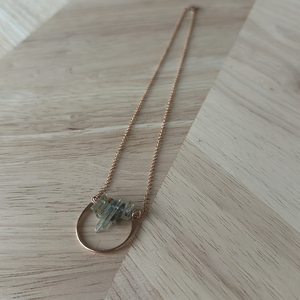 Aquamarine crystal and rose gold chain necklace